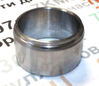 Проставочная втулка редуктора КМУ Unic URA 330-370