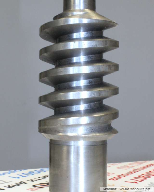 Червяк редуктора КМУ Unic UR30