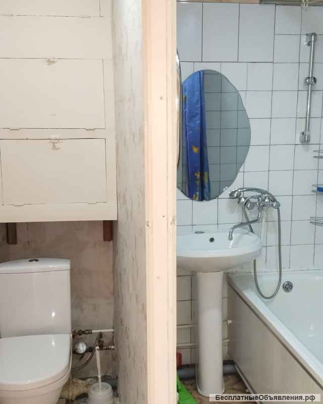 На длительный срок 2х комнатную квартиру