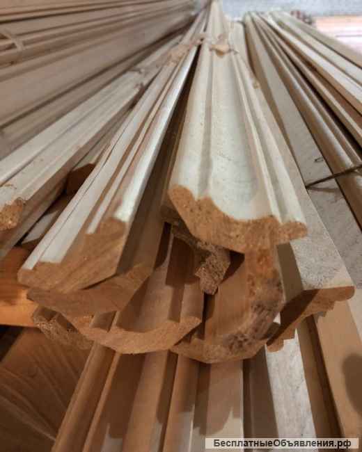 Плинтус хвоя