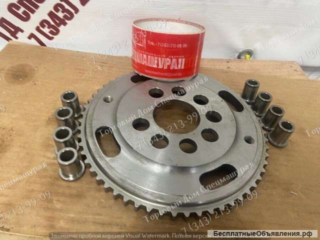 Шестерня редуктора с втулками Case 570T