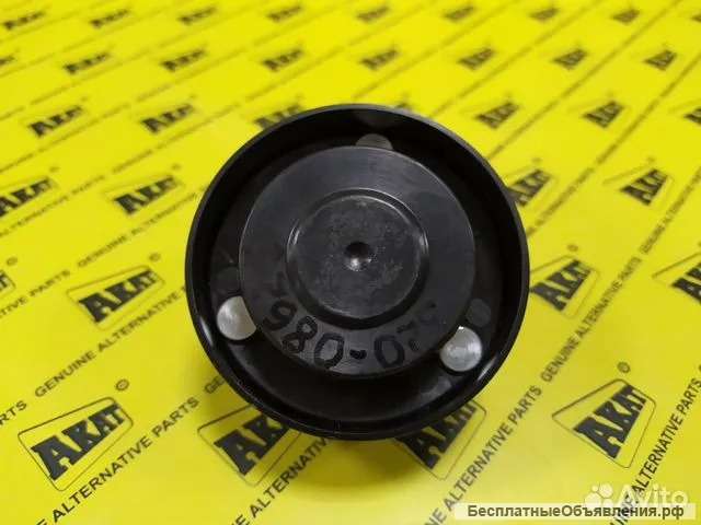 Промежуточный ролик JCB 320/08628