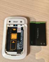 Телефон Blackberry Bold белый