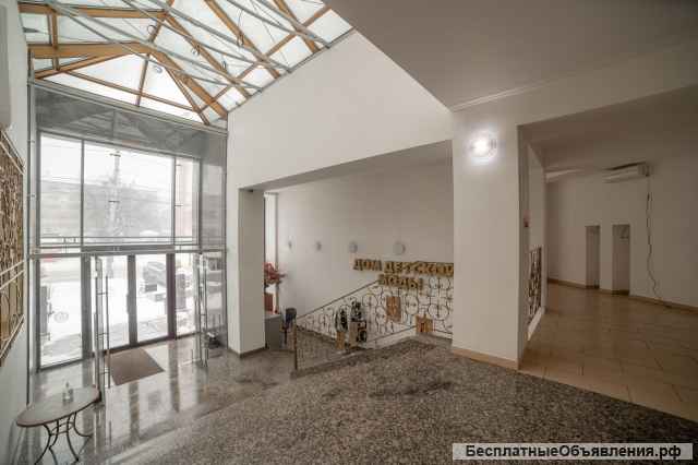 Нежилое помещение 196.2 м²