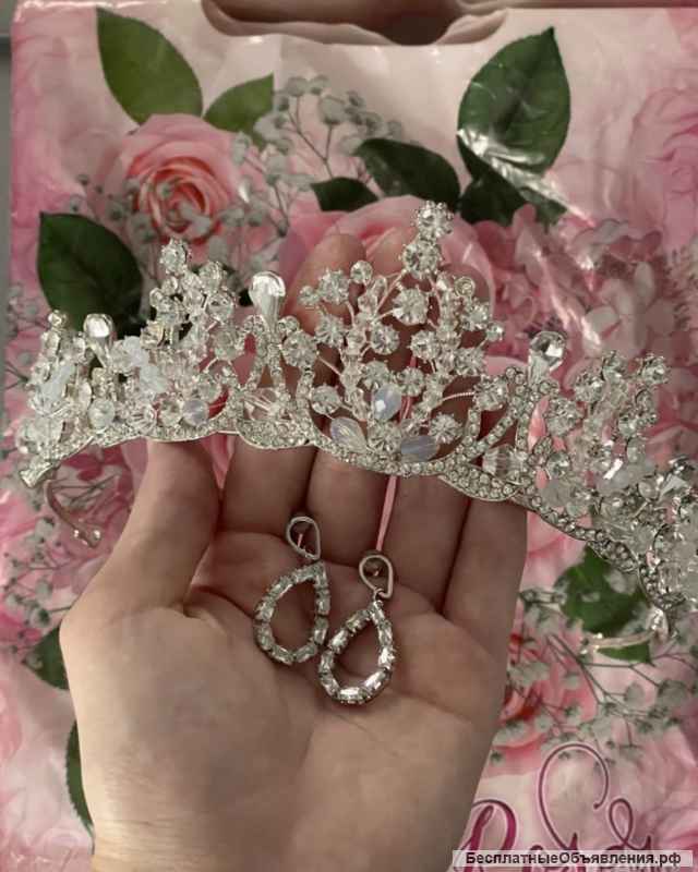 Свадебное платье 42-44р