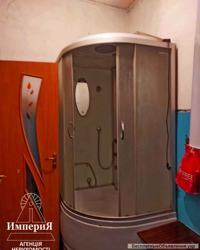 Комнату 30 кв.м.с кап. ремонтом и автономкой на Павличенко.