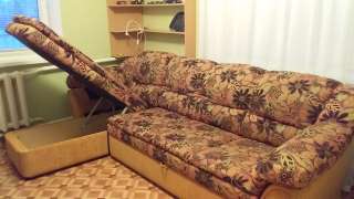 Отдам диван