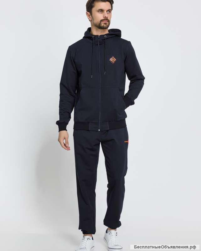 Мужской спортивный костюм New