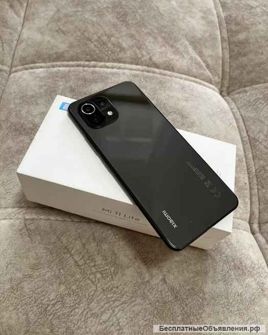 Телефон Xiaomi Mi 11 Lite 8/128