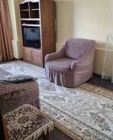 2 ком. квартира Семейной паре без детей Все удобства есть. В центре города