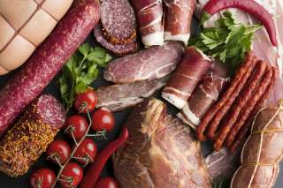 Упаковщики на мясной продукции вахта в Москве 15/30 проживание питание