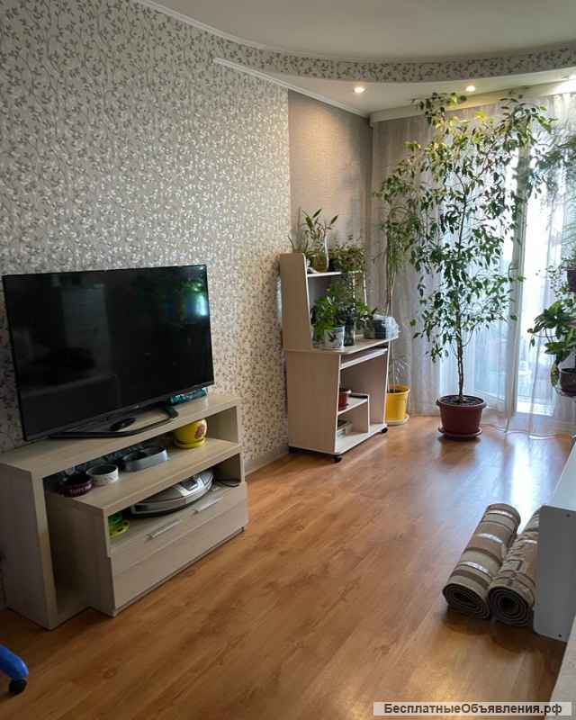 2-комн. кв. 64.6 кв. м, ул. Гагарина, 3/5 эт. ("Мозаика")