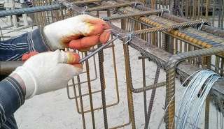 Монтажники, бетонщики, сварщики, подсобные рабочие