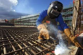 Бетонщики, арматурщики и разнорабочие