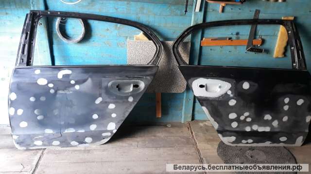 Две задние двери для шкода суперб2