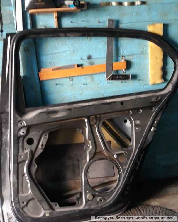 Две задние двери для шкода суперб2