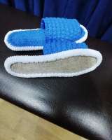 Тапочки ручной вязки и детский плед