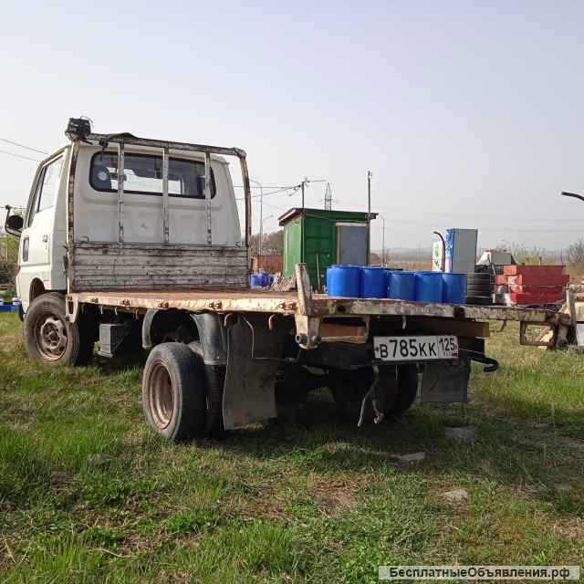 Nissan Atlas, 1987 год