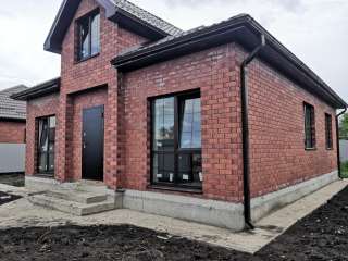 1-эт. новый дом с. Красносельское, ул. Длинная, 85/ 40/ 27 кирпич.
