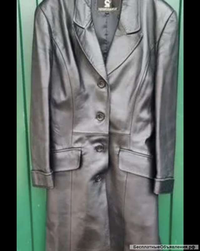 Кожаный плащ