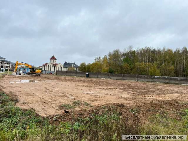 Участка 43 сотки КП "Шато Соверен"