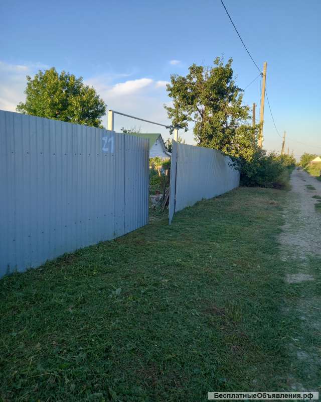 Дача 6 сот, кирпичный дом, свет, вода, охрана