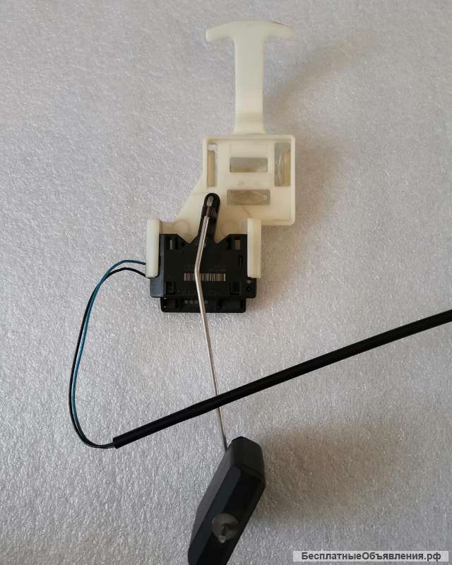 L319 Front 0121516210 Siemens VDO датчик уровня топлива Diesel Discovery 3 оригинальный