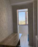 2-комнатную квартиру, Средний Джал, 54 000 $, б/п