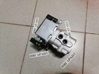 YB60000029 Гидроклапан хода педали Hitachi YB60000029