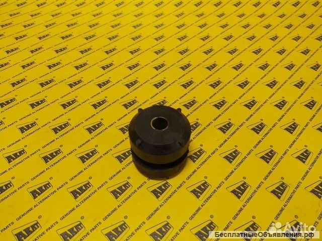 Подушка двигателя задняя Terex 6106848M91 117846A1
