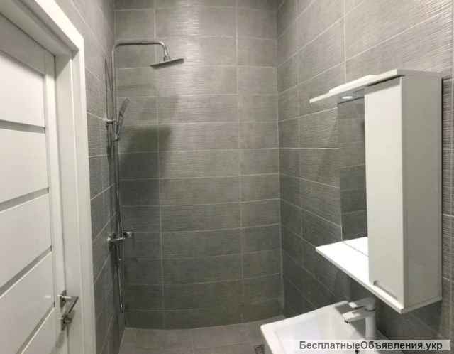 В продаже помещение под салон магазин Приморский