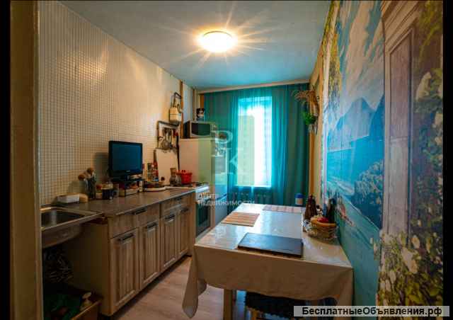 Две комнаты в трёх-ной квартире