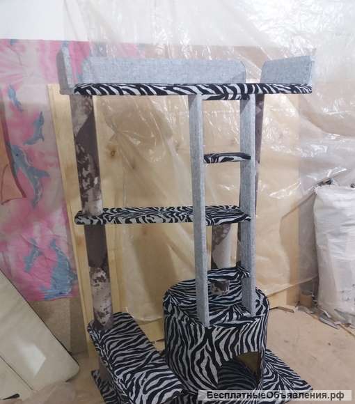 Диван баян с жесткими подлокотниками