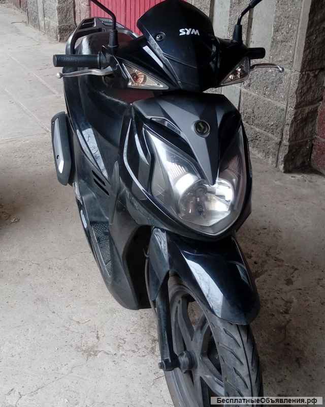 Скутер SYM SYMPHONY 125
