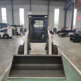 Новый минипогрузчик WECAN WT-830