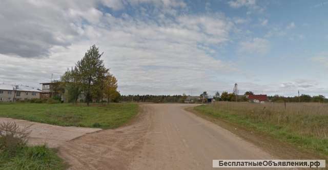 Участок 23 сотки в тихой жилой деревне, рядом пруды, лес