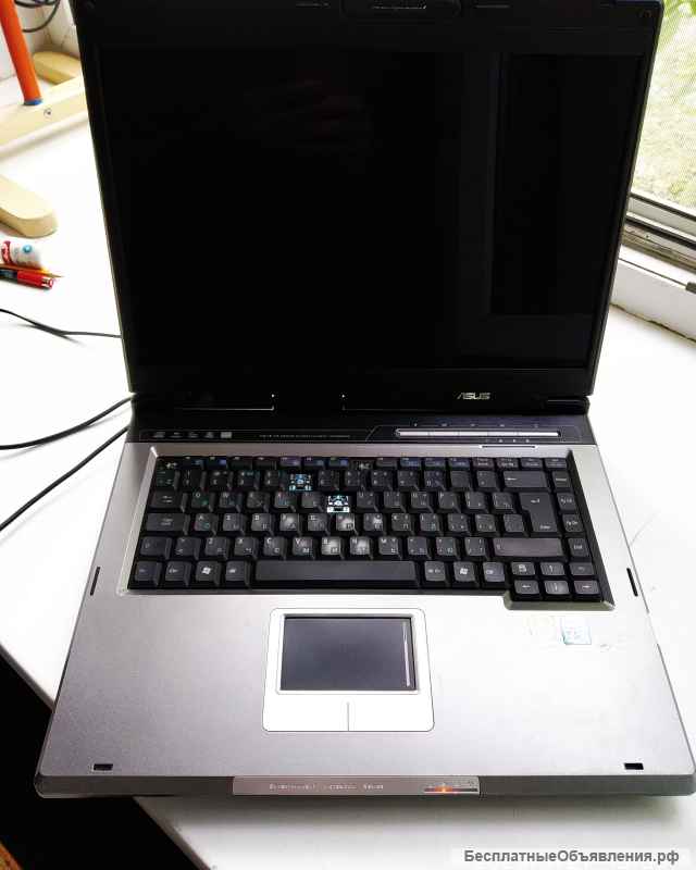 Asus A6R 2 яд 1,6 Gz ram 1 Gb, рабочий с БП