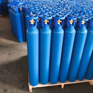 В наличии 550шт кислородных баллонов