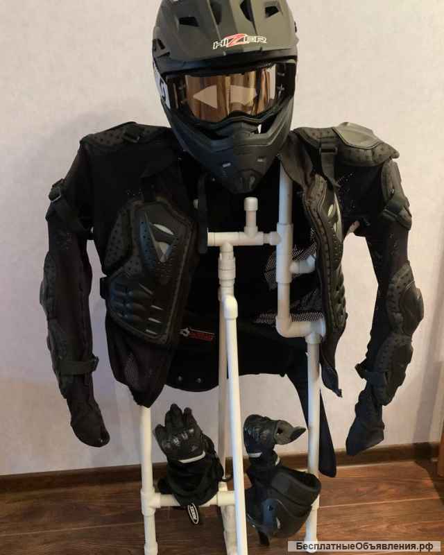 ПитБайк и все снаряжение: шлем, защита (черепаха) перчатки, очки, сапоги