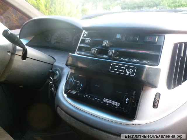 Тайота превиа