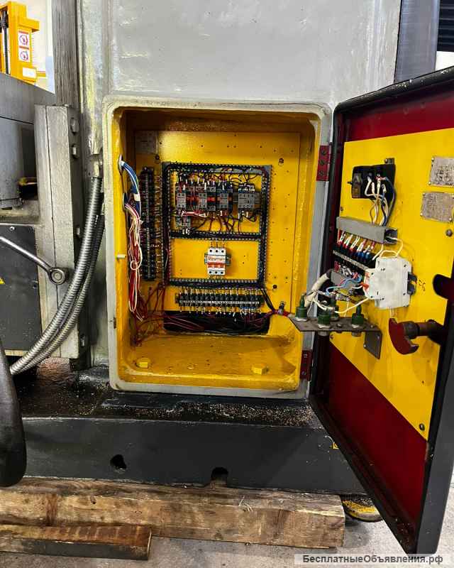 Станок вертикально-фрезерный ВМ127