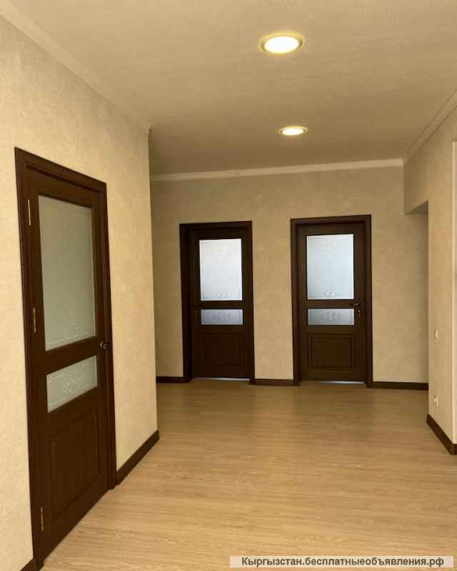 Полдома, 3 комнаты, по Суванбердиева, 77 000 $, б/п