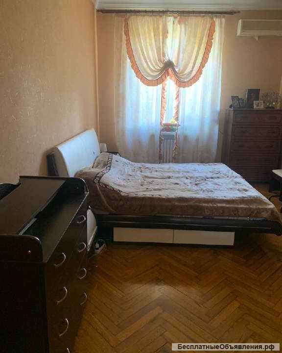 Квартира в Севастополе (Центр города, Очаковцев)