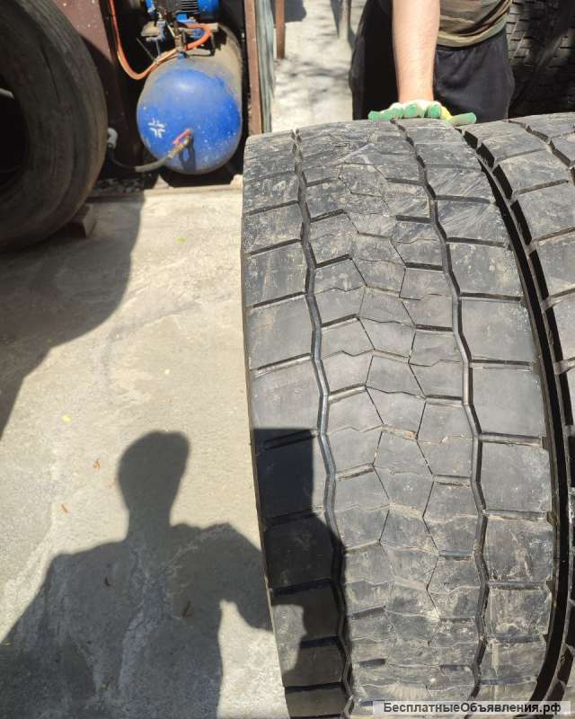 Грузовые шины Б/У 315 70 R22.5 Bridgestone