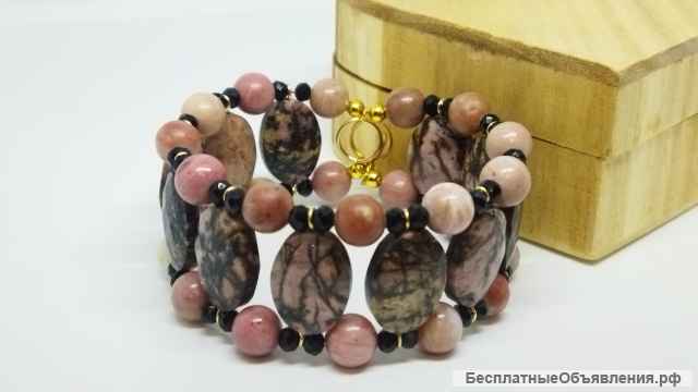Браслет камень родонит