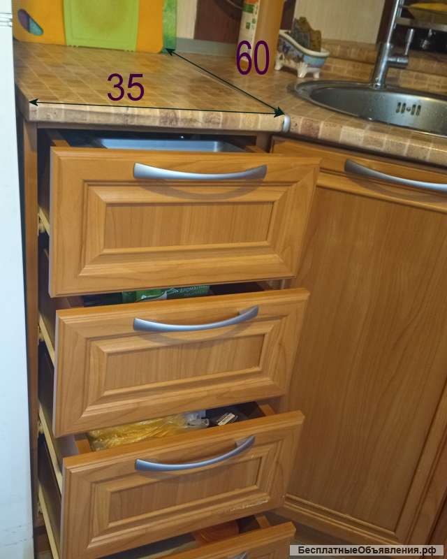 Кухонный гарнитур угловой 120 см х 300 см бу