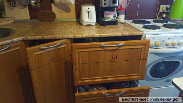 Кухонный гарнитур угловой 120 см х 300 см бу