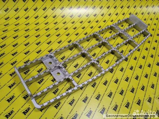 Подножка верхняя 616 мм JCB 331/39996