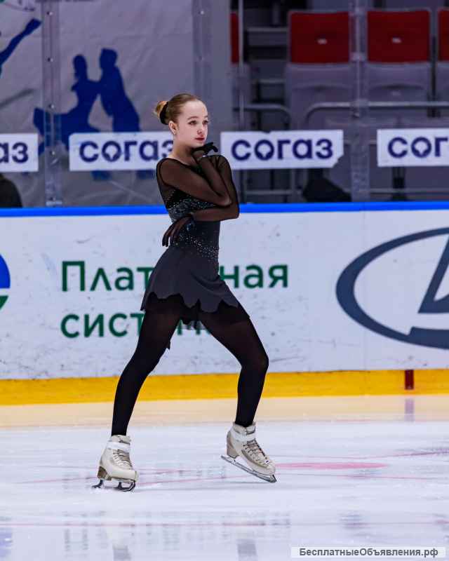 Тренер по фигурному катанию