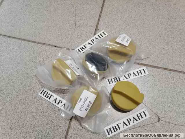 3902468 Крышка заливной горловины клапанной крышки VOLVO ЕС210 - 3902468